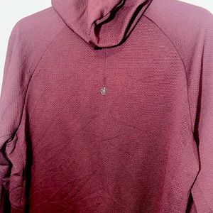 Men’s Gaiam performance long sleeve hoodie size Medium Gaiam athletic streetwear